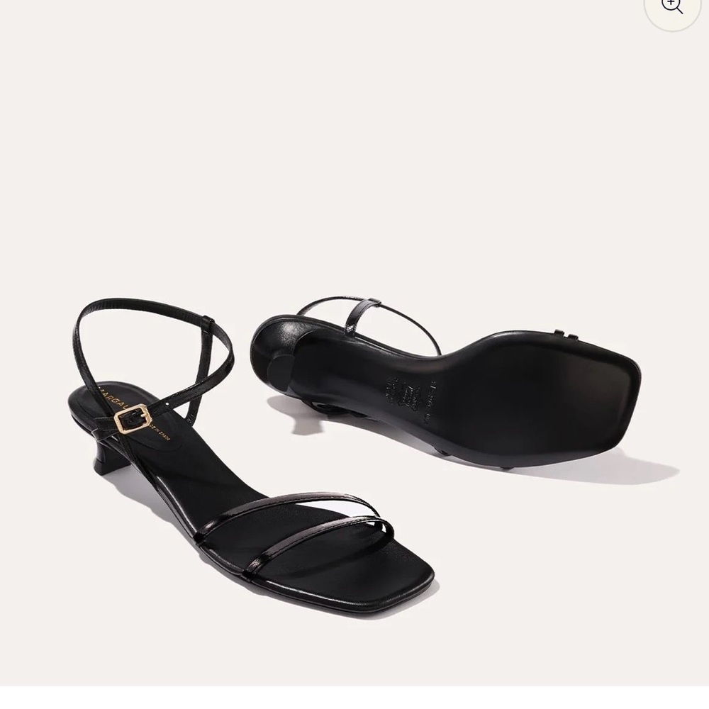 Margaux The Dylan Sandal in Black Crinkle Gloss Napa. Size 39.5M NEW